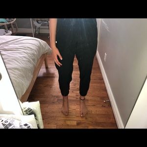 Black athletic joggers!🖤